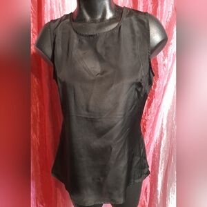 "Weavers" Classic Black Sleeveless A-line Blouse